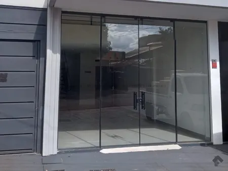 Sala / Salão / Loja em Tiradentes