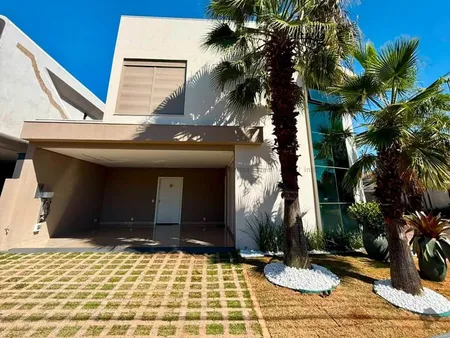 Sobrado-Condomínio em Pq. Residencial Damha I
