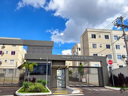 Apartamento em Jardim Seminário
