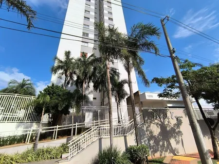 Apartamento em Carandá Bosque I