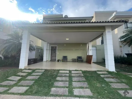 Sobrado-Condomínio em Tiradentes
