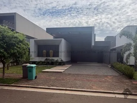 Casa-Térrea-Condomínio em Residencial Alphaville II