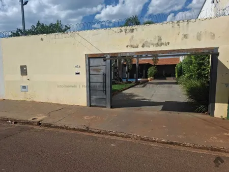 Casa-Térrea em Mata do Segredo