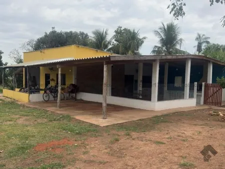 Sitio em Zona Rural