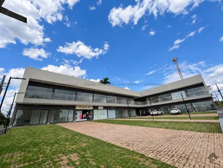 Sala / Salão / Loja em Parque Rita Vieira