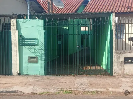Casa-Térrea em Jardim Leblon
