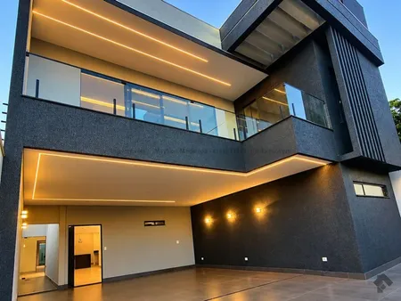 Casa-Térrea em Monte Castelo