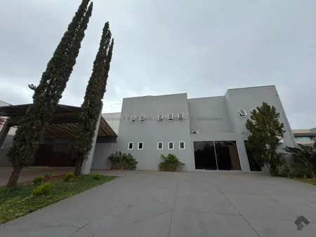 Imóvel Comercial em Chácara Cachoeira