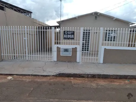 Casa-Térrea em Estrela do Sul