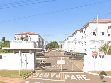 Apartamento em Jardim Tarumã