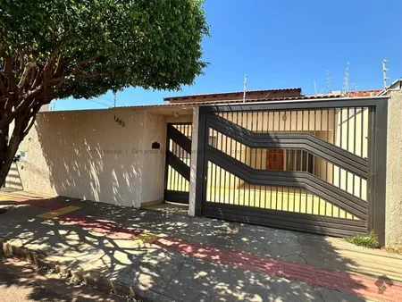 Casa-Térrea em Loteamento Alto da Boa Vista