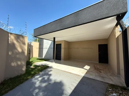 Casa-Térrea em Vila Piratininga