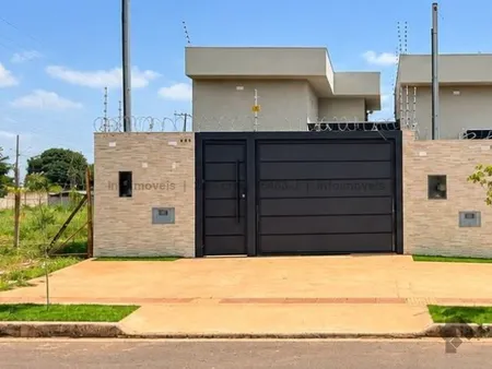 Casa-Térrea em Vila Futurista