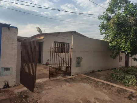 Casa-Térrea em Vila Ieda