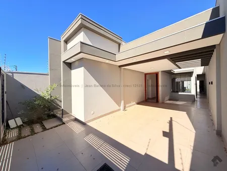 Casa-Térrea em Rita Vieira