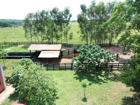 Fazenda em Zona Rural
