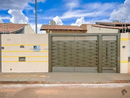 Casa-Térrea em Jardim Aeroporto