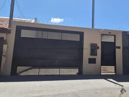 Casa-Térrea em Vila Almeida