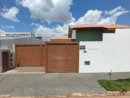 Casa-Térrea em Bela Laguna