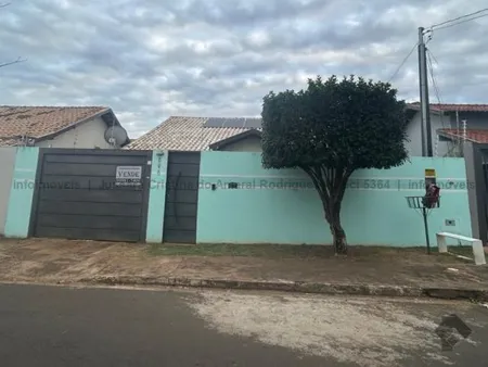 Casa-Térrea em Jardim Panamá