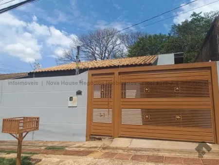 Casa-Térrea em Vila Nasser