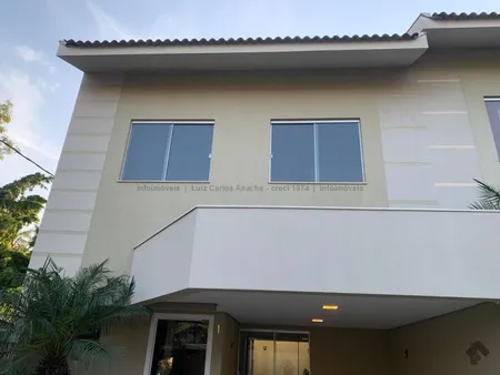Sobrado em Jardim Mansur