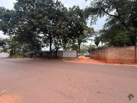 Terreno em Jardim Parati