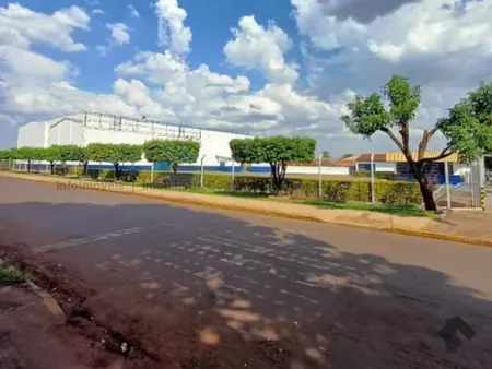 Galpão / Depósito em Vila Industrial