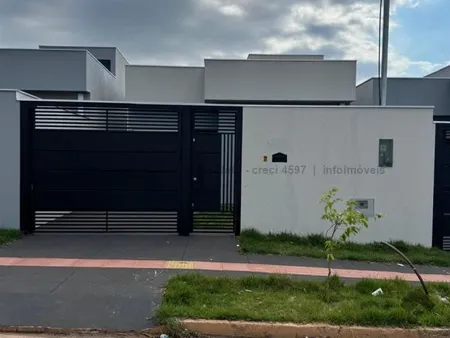 Casa-Térrea em Nova Lima