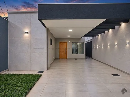Casa-Térrea em Rita Vieira