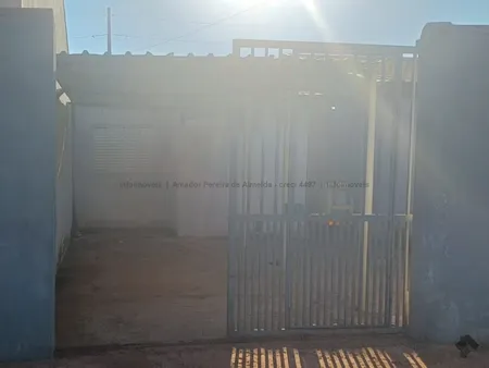 Casa-Térrea em Jardim Noroeste