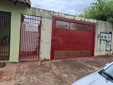 Casa-Térrea em Vila Sobrinho