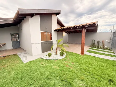 Casa-Térrea em Vila Planalto