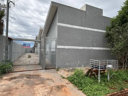 Casa-Térrea-Condomínio em Jardim Seminário