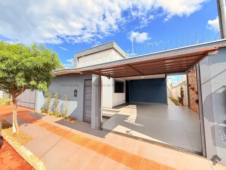 Casa-Térrea em Rita Vieira