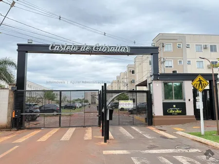Apartamento em Pioneiros