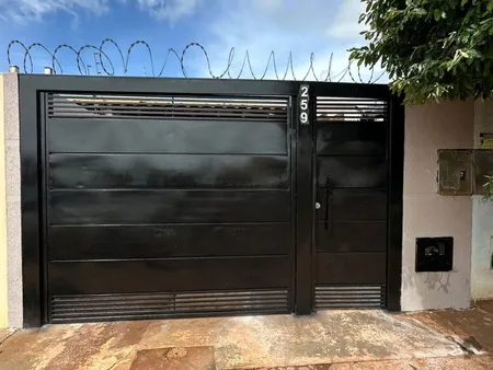 Casa-Térrea em Nova Campo Grande