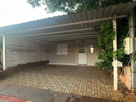 Casa-Térrea-Condomínio em Parati