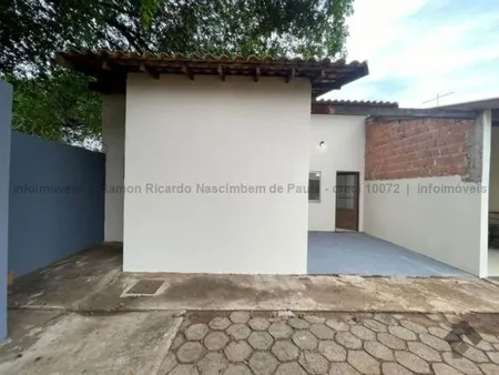 Casa-Térrea-Condomínio em Nova Campo Grande