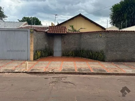 Casa-Térrea em Vila Belo Horizonte