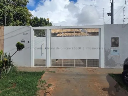 Casa-Térrea em Nova Campo Grande