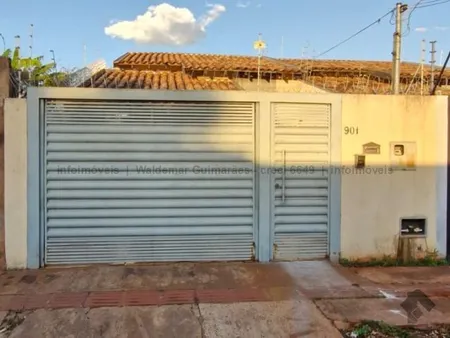 Casa-Térrea em Aero Rancho