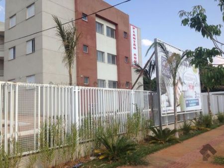 Apartamento em Monte Castelo