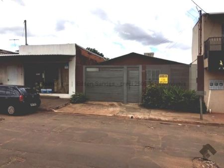 Casa Comercial em Vila Moreninha III