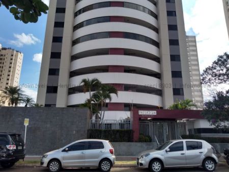 Apartamento em Centro