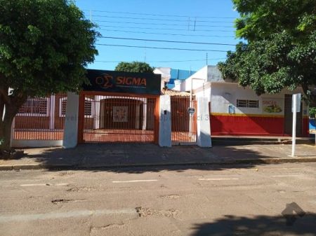 Casa Comercial em Vila Progresso