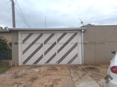 Casa-Térrea em Vila Nova Bandeirantes
