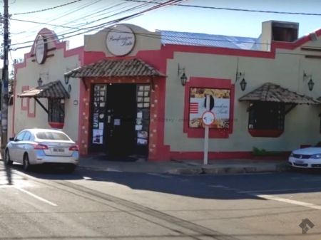 Casa Comercial em Vila Palmira