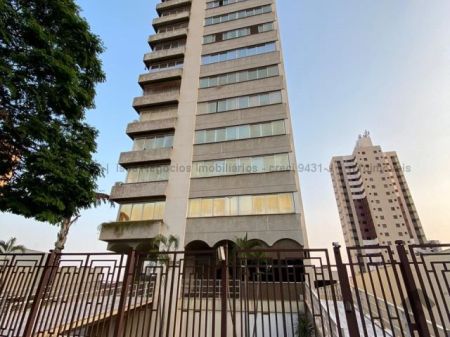 Apartamento em Jardim dos Estados