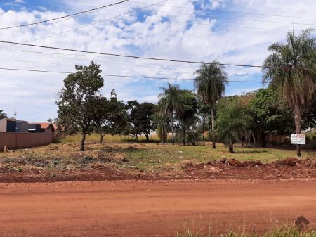 Terreno em Jardim Inápolis